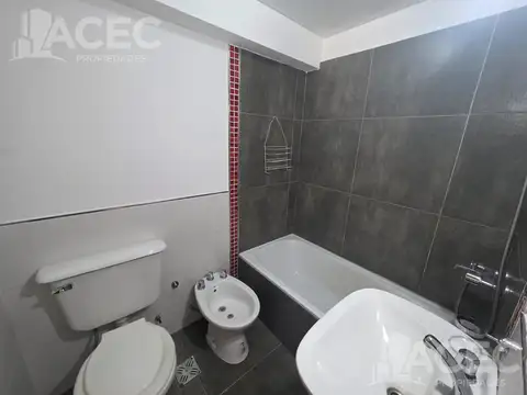 Alquiler -Departamento al frente - Barrio Ludueña