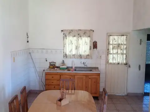 Casa 3 ambientes con 1 baño