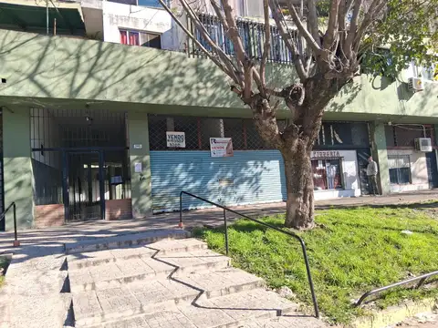 Departamento en C. Comercial 100