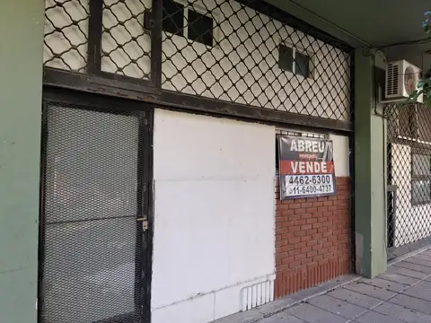 Departamento en C. Comercial 100