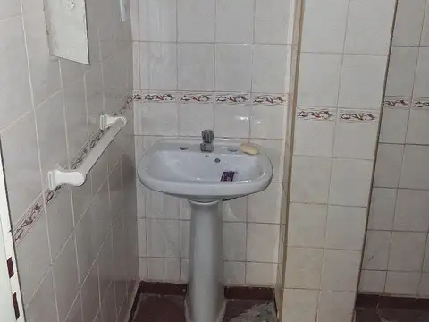 Departamento en C. Comercial 100