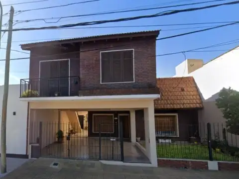 CASA EN VENTA EN GRAL RODRIGUEZ
