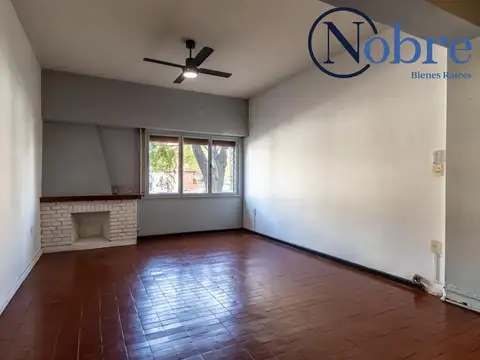 Depto Tipo Casa 6 ambientes con 2 baños