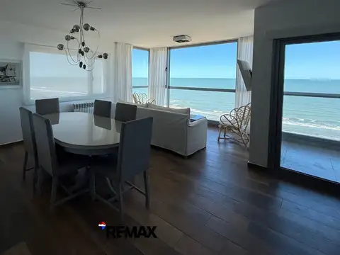 VENTA PENTHOUSE 3 DORM 3 BAÑOS 3 COCHERAS MH