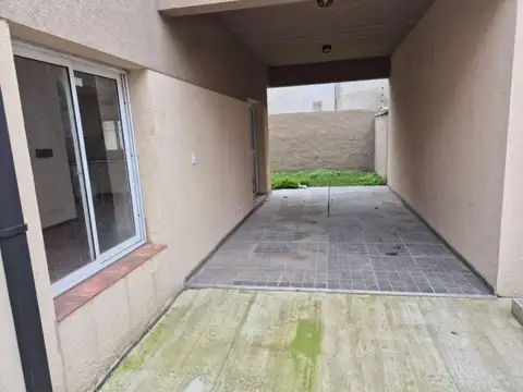 Depto Tipo Casa en Alquiler A Estrenar