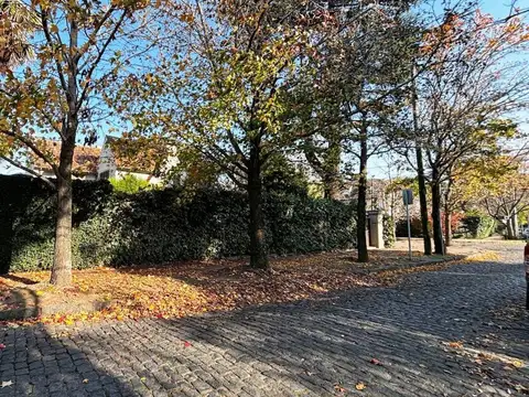 LOTE 1145 m2, SAN ISIDRO, Barrio Aguirre,Divisible