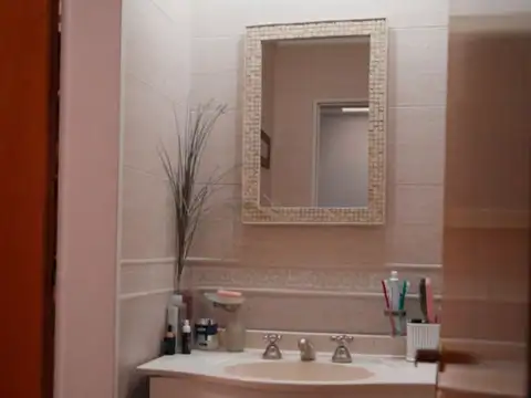 Venta de Dúplex  4 ambientes en Parque Chacabuco, Capital Federal