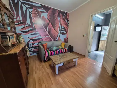 Depto Tipo Casa 4 ambientes con 3 baños