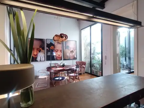 Casa 7 ambientes con 2 baños