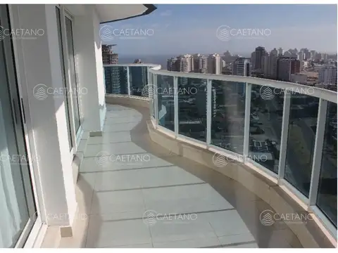 Departamento 4 ambientes con 3 baños