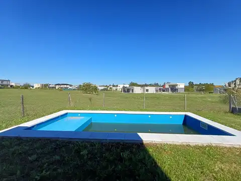 Alquiler Casa 4 Amb Santa Lucia, Pilar del Este