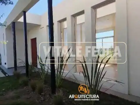 Casa en Venta en San Roque, USD 275.000