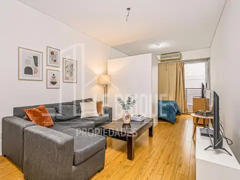 Excelente monoambiente con balcón. Apto Profesional