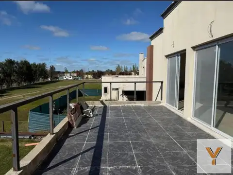 Casa en Venta al Oeste