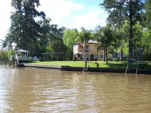 Rio / Arroyo Toro Quinta Segura 100