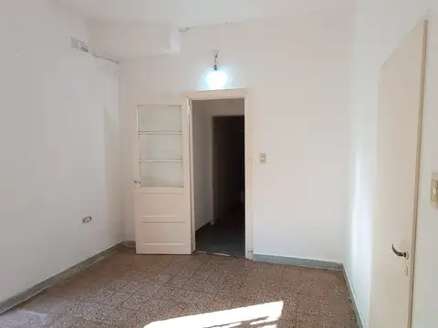 Depto Tipo Casa 2 ambientes con 1 baño