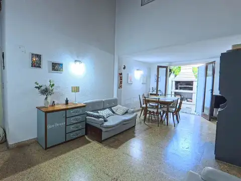 Depto Tipo Casa en Venta 46 años