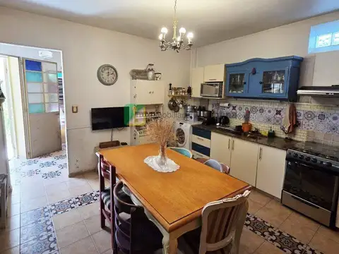 Depto Tipo Casa en Venta con 1 cocheras
