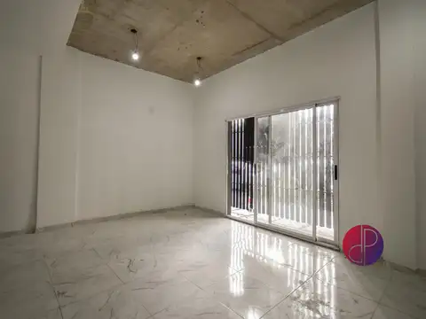 amplio monoambiente centrico