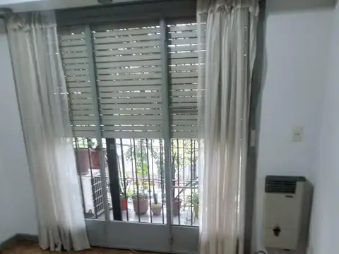 Depto Tipo Casa en Venta en Villa Pueyrredon, USD 135.000