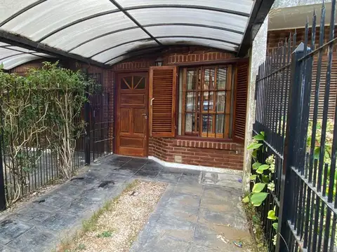 Depto Tipo Casa en Venta de 3 ambientes