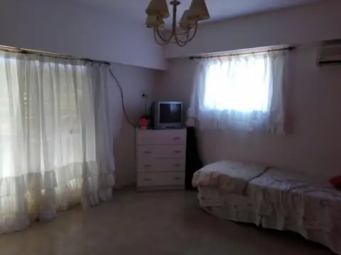 CASA EN VENTA MASCHWITZ - Córdoba 1600