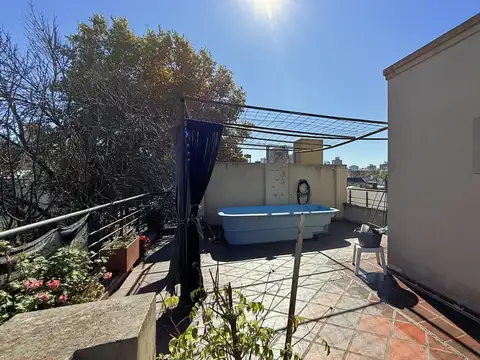 Casa 6 ambientes con 3 baños