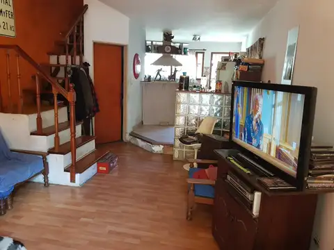 Depto Tipo Casa en Venta de 4 ambientes