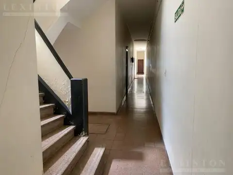 Venta Depto 4 amb 1er Piso x escalera terraza propia