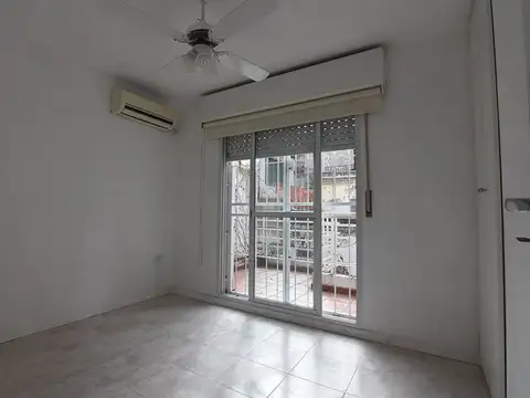 Depto Tipo Casa en Alquiler de 1 dormitorio