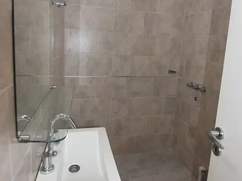 Depto Tipo Casa en Alquiler de 2 ambientes
