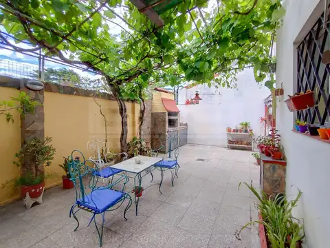 Chalet 3 dormitorios Venta - Olivos-Golf