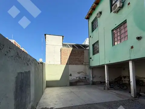 Cochera en Capital