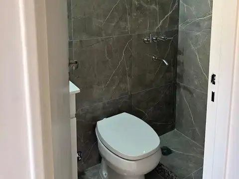 Departamento En Alquiler En Villa Devoto Con Balcón