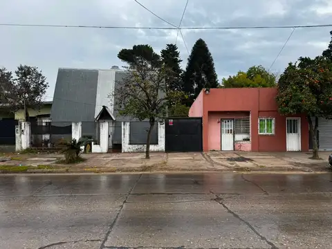 VENTA BLOCK CASA OPORTUNIDAD MORENO LOTE 1100 MTS