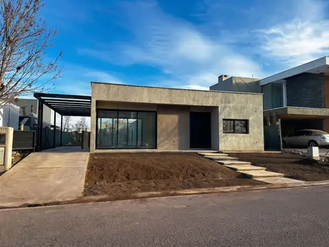 Casa en Venta en Mayor Drummond, Luján de Cuyo