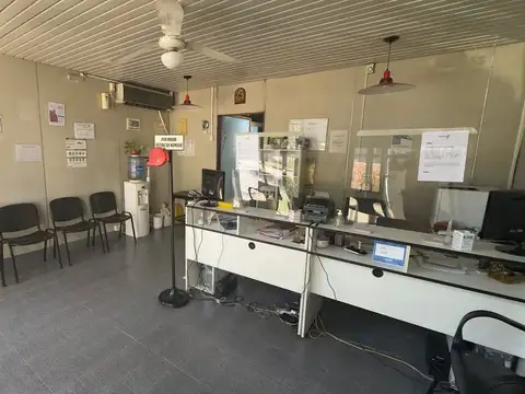 Local en Venta 33 años