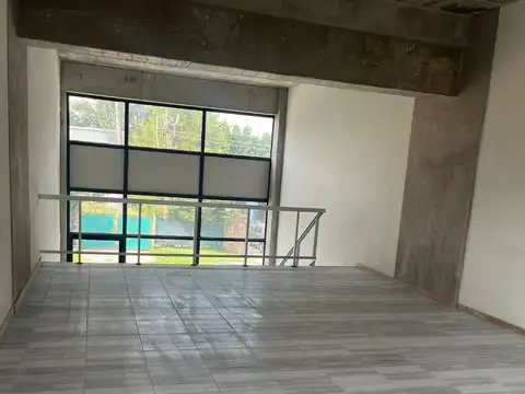 Local en Venta Via Pública