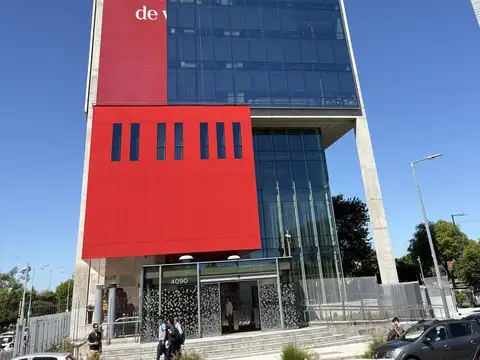 Piso llave en mano en edificio corporativo en Saavedra