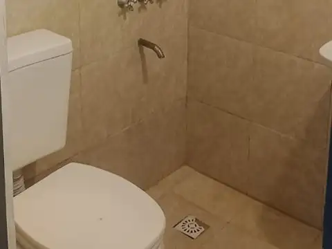 Depto Tipo Casa Monoambiente con 1 baño