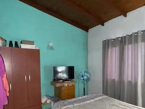 Casa 3 ambientes con 1 baño