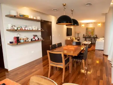 Departamento 4 ambientes con 2 baños