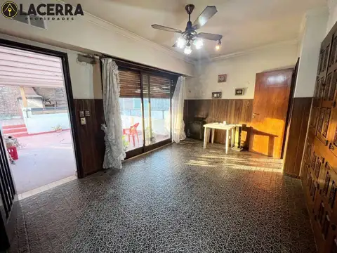 Depto Tipo Casa 5 ambientes con 2 baños