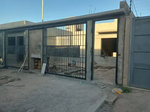 CALLE PUBLICA LUJAN DE CUYO 100