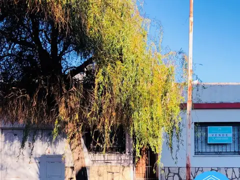 Casa 3 amb. con jardín