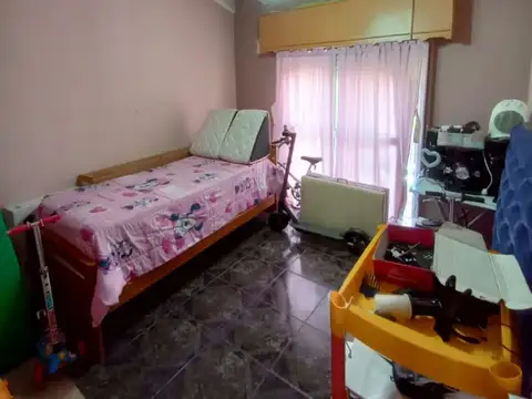 OPORTUNIDAD VENTA PH 4 AMBIENTES CON COCHERA ESCUCHA OFERTA