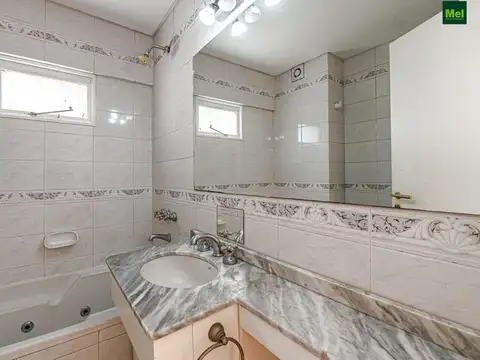 Departamento 3 ambientes con 2 baños