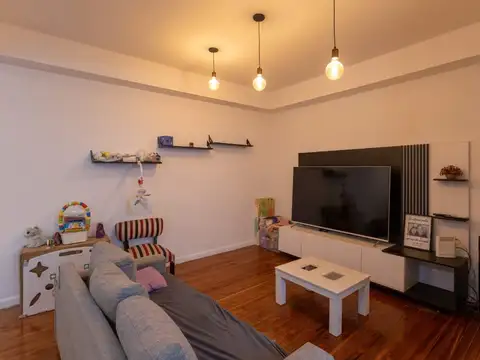 Depto Tipo Casa en Venta en Parque Chacabuco, USD 119.999