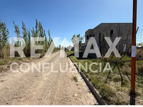 VENTA TERRENO EN FERNANDEZ ORO