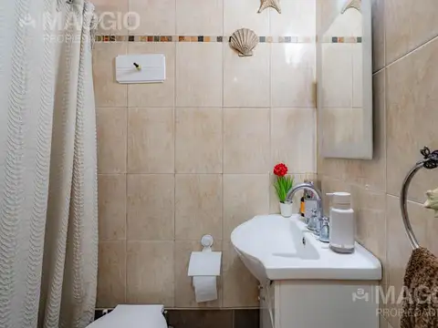 Casa en Venta con 1 cochera